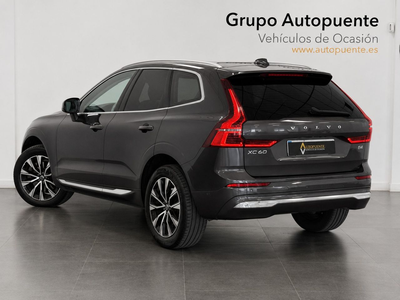 Volvo XC60 Plus Bright Auto foto 5