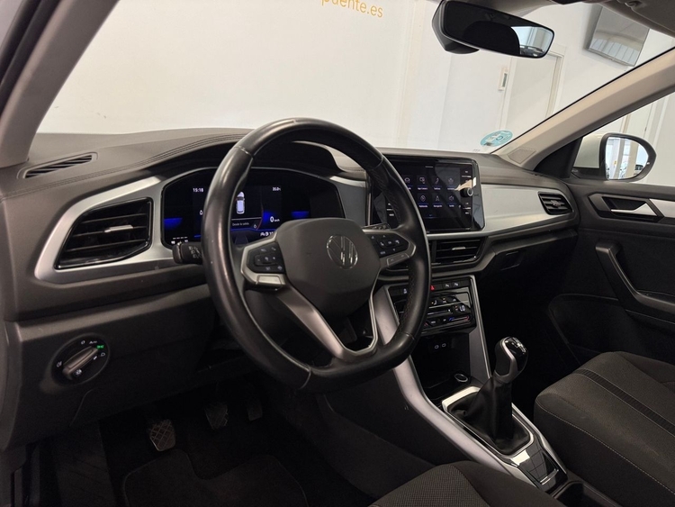 Volkswagen T-Roc LIFE  foto 8