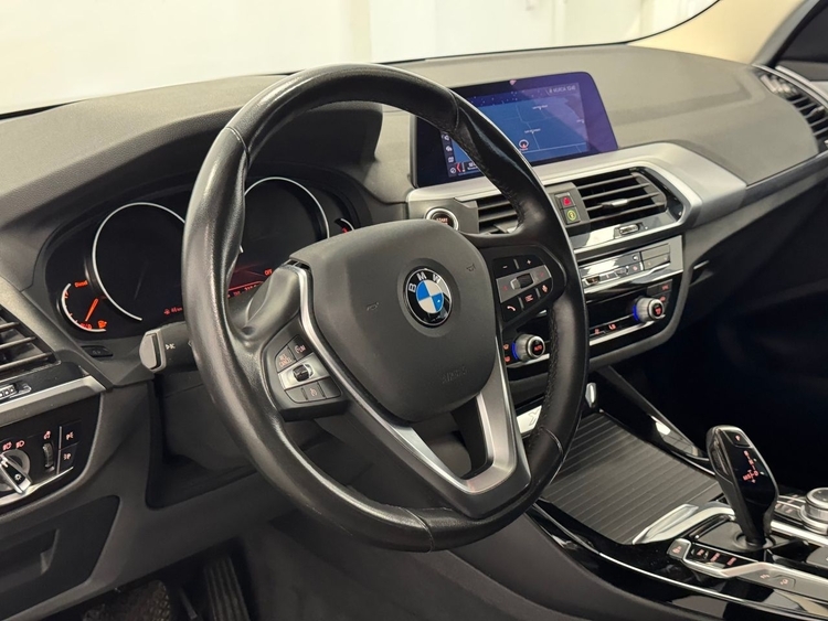 BMW X3 XDRIVE 20D foto 13