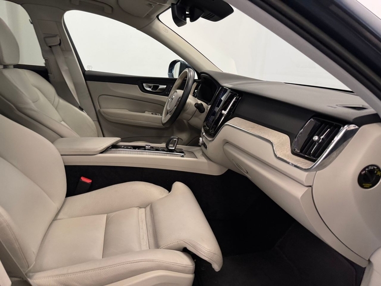 Volvo XC60 Plus Bright Auto B4 foto 21