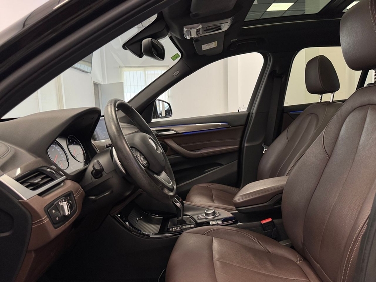 BMW X1 XDRIVE 18D foto 15