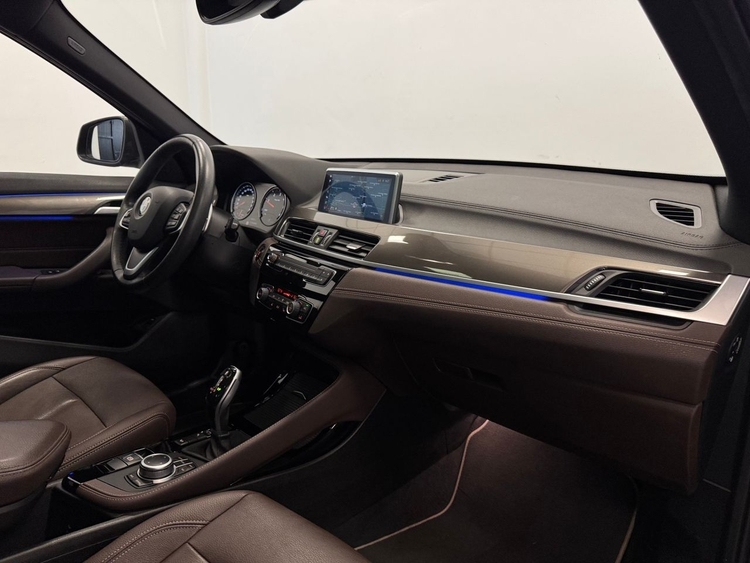 BMW X1 XDRIVE 18D foto 23