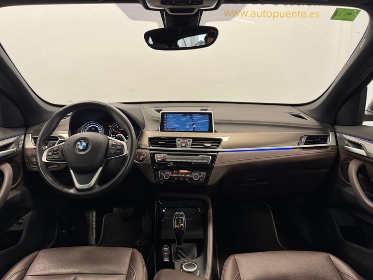 BMW X1 XDRIVE 18D foto 10