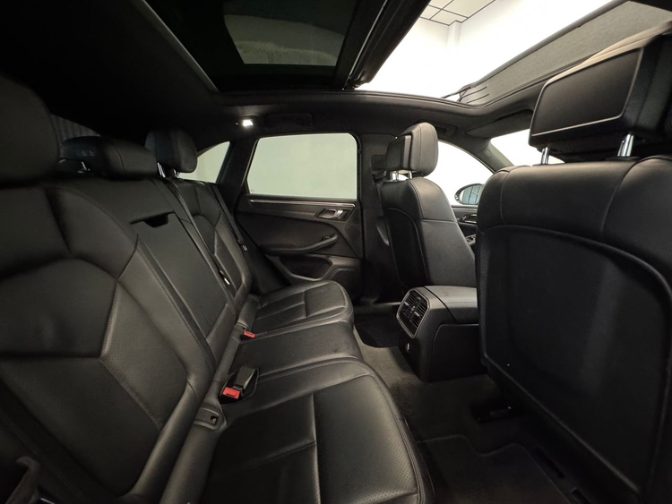 Porsche Macan MACAN foto 31