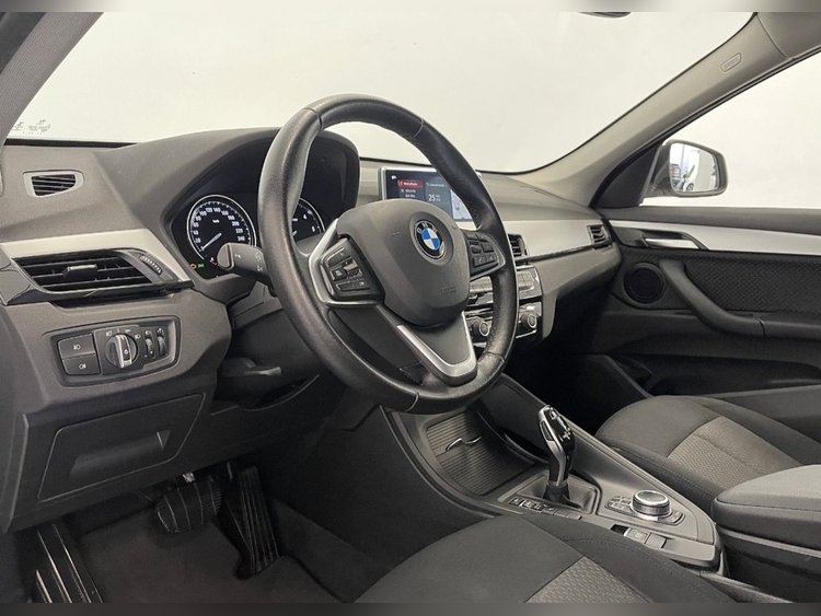 BMW X1 SDRIVE 18D foto 8