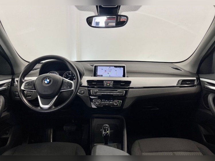 BMW X1 SDRIVE 18D foto 10