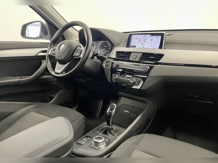 BMW X1 SDRIVE 18D foto 11