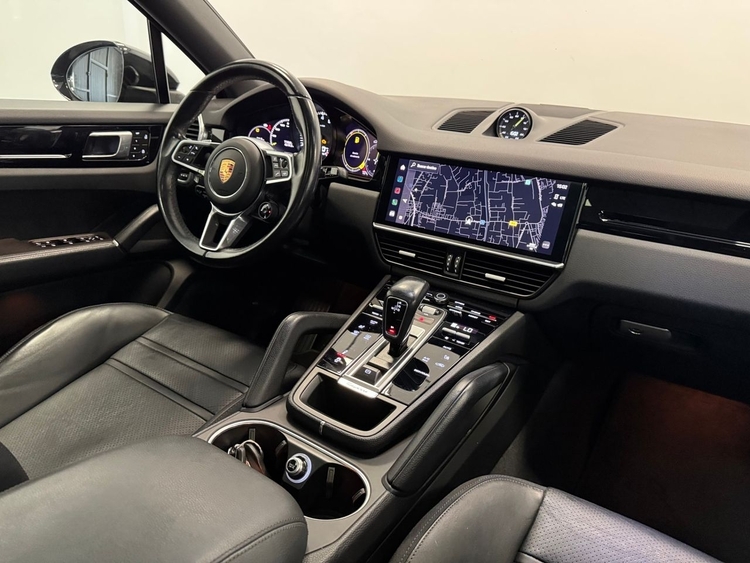 Porsche Cayenne E-HYBRID foto 12