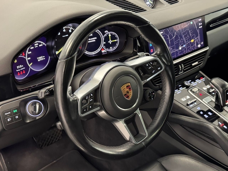 Porsche Cayenne E-HYBRID foto 17