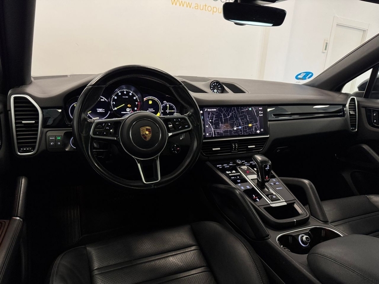 Porsche Cayenne E-HYBRID foto 9
