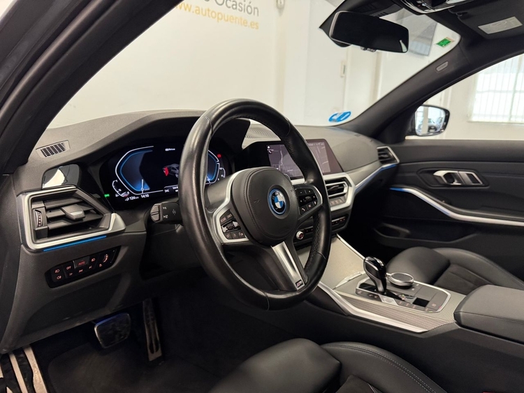 BMW Serie 3 320 E foto 14
