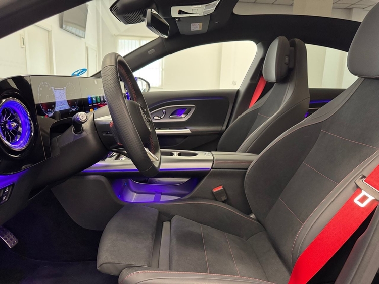 Mercedes CLA 250+ E CON TECNOLOGIA EQ foto 15