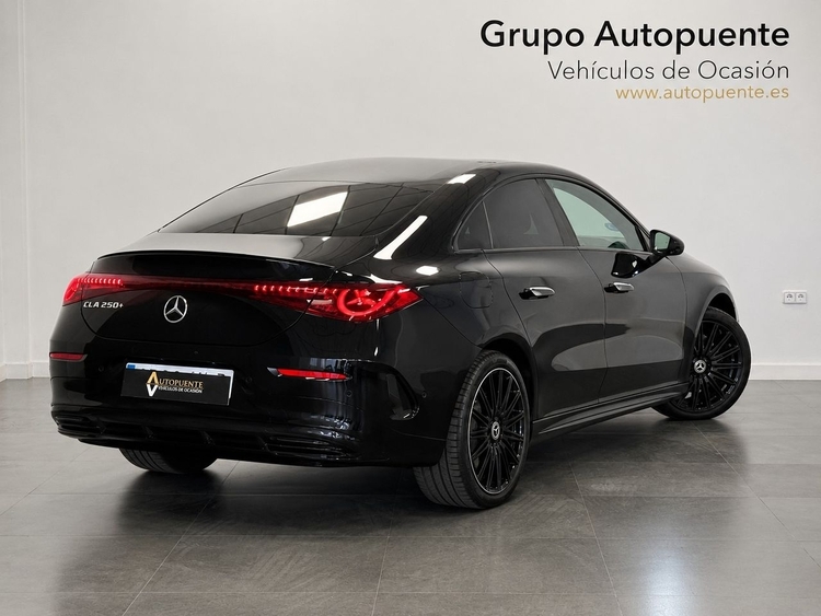 Mercedes CLA 250+ E CON TECNOLOGIA EQ foto 4