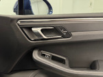 Porsche Macan MACAN miniatura 22