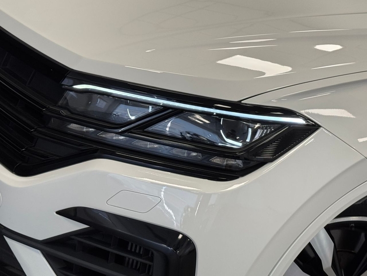 Volkswagen Touareg R  3.0 V6  foto 51
