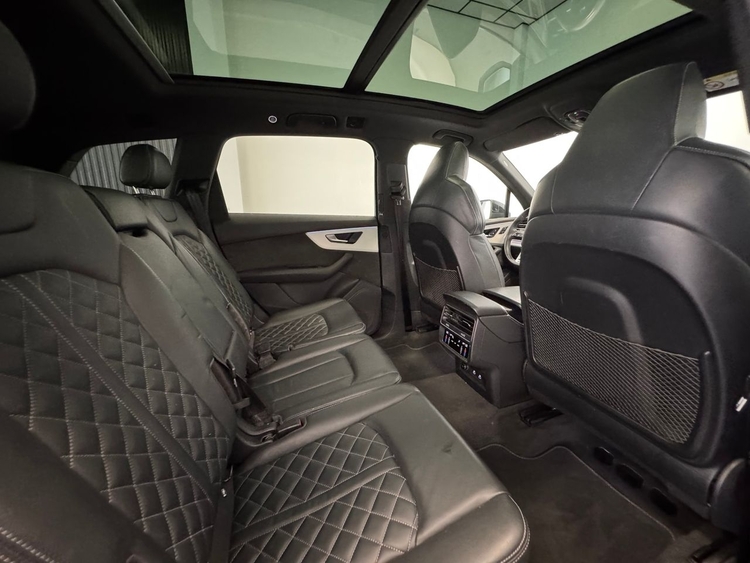 Audi Q7 BLACK LINE PLUS 50TDI foto 45