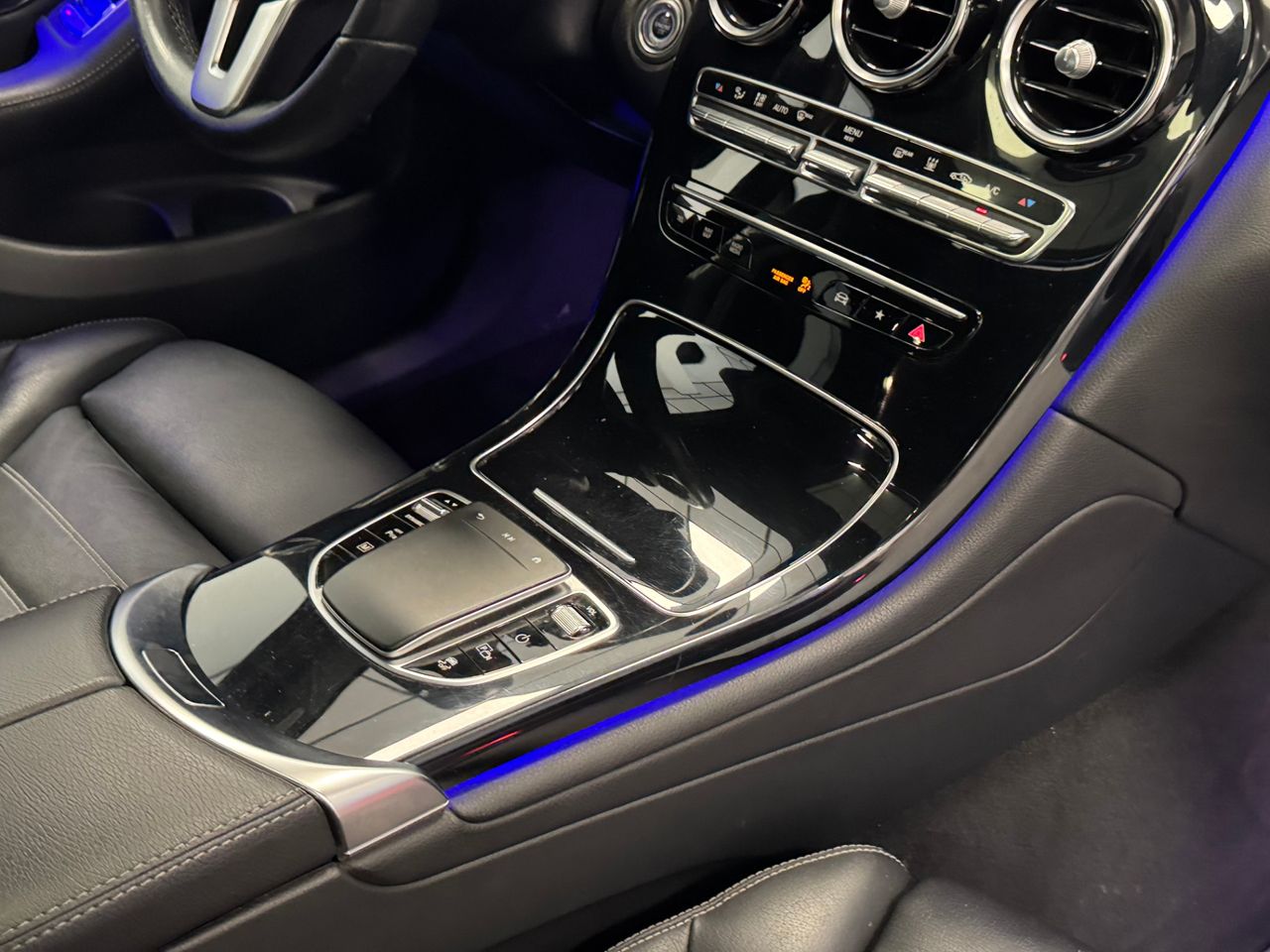 Mercedes GLC Coupé AMG 300DE miniatura 31