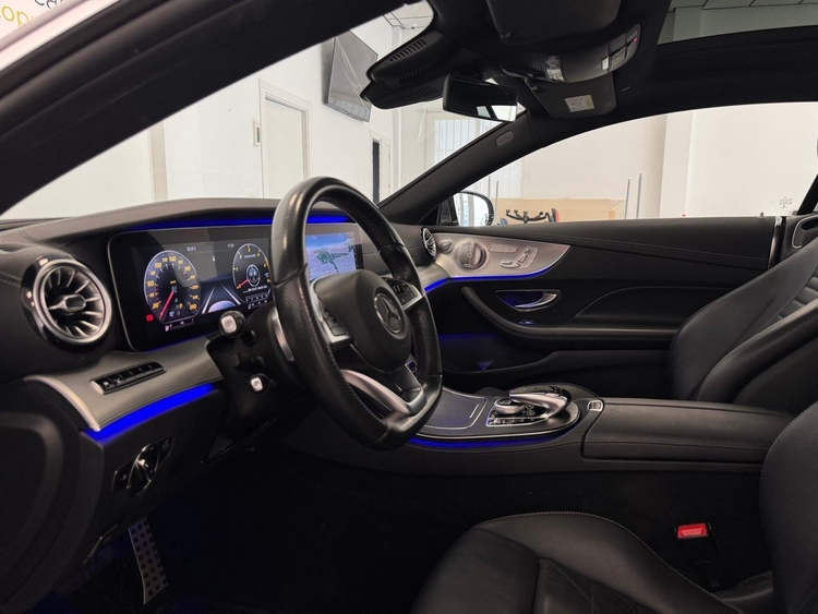 Mercedes Clase E AMG 220D foto 12