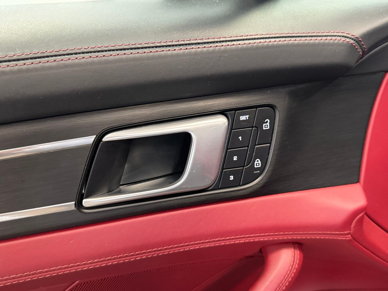 Porsche Panamera 4 E-HYBRID PLATINUM EDITION  miniatura 15