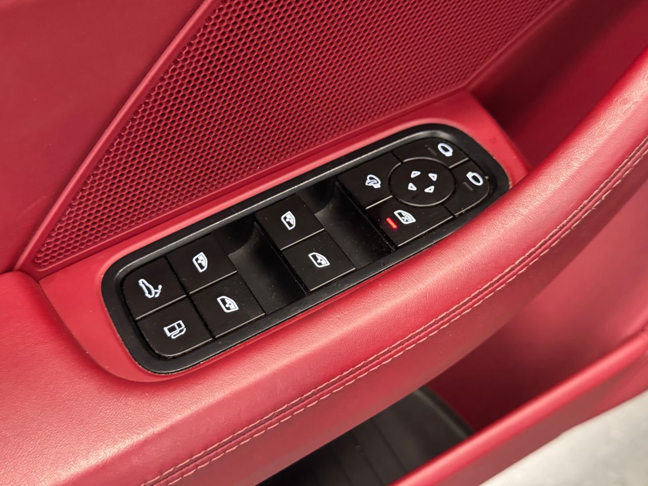 Porsche Panamera 4 E-HYBRID PLATINUM EDITION  miniatura 16