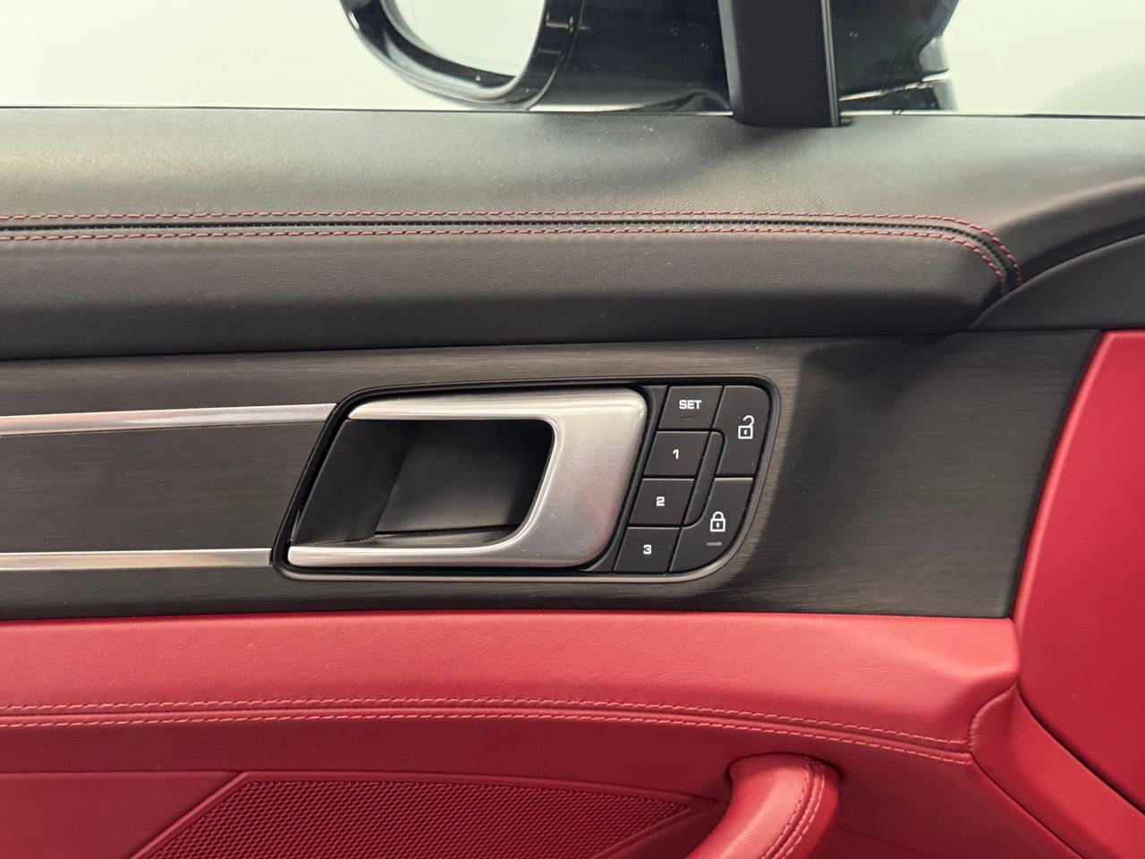 Porsche Panamera 4 E-HYBRID PLATINUM EDITION  miniatura 17