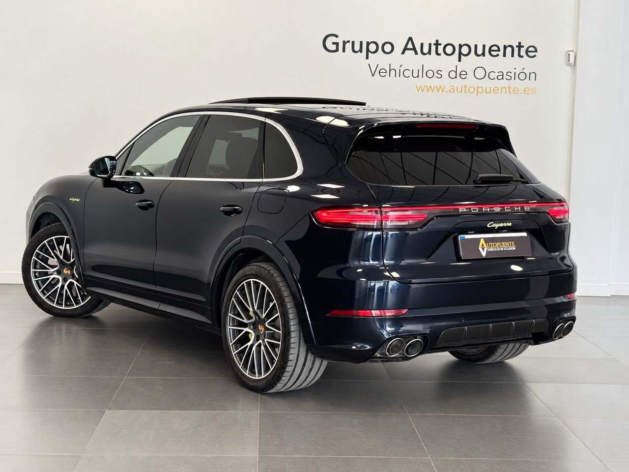 Porsche Cayenne E-HYBRID  miniatura 5