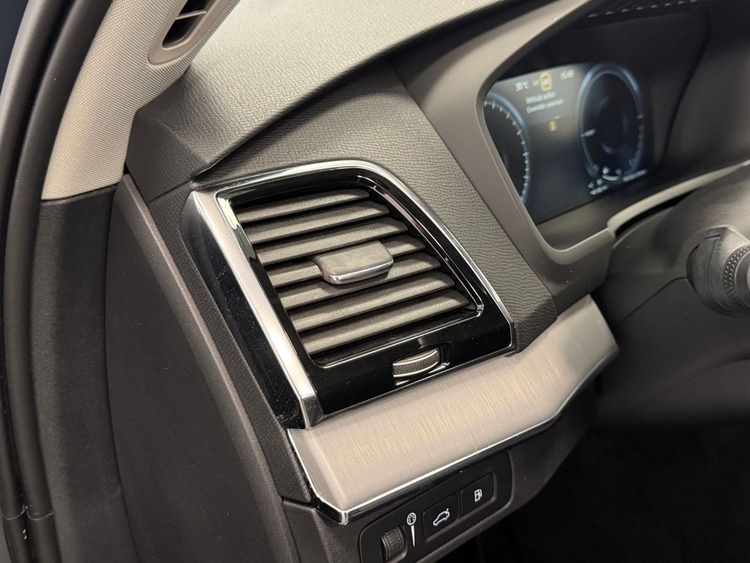 Volvo XC90 T8 RECHARGE INSCRIPTION AUTO foto 15