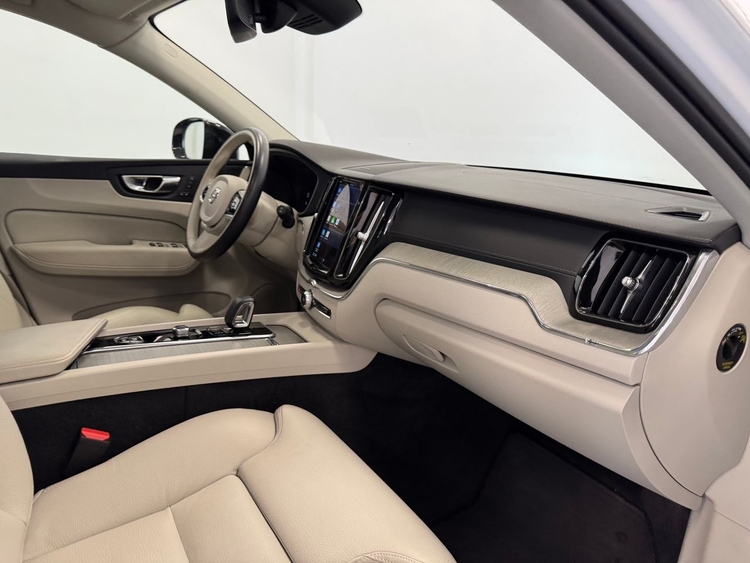 Volvo XC60 2.0 B4D ULTIMATE DARK AUTO foto 29