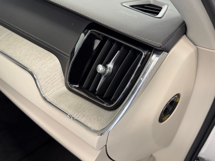 Volvo XC60 2.0 B4D ULTIMATE DARK AUTO foto 31