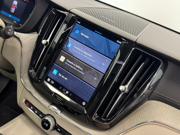 Volvo XC60 2.0 B4D ULTIMATE DARK AUTO foto 36