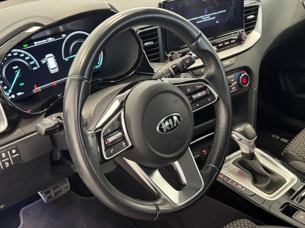 Kia Ceed E-TECH PHEV  miniatura 17