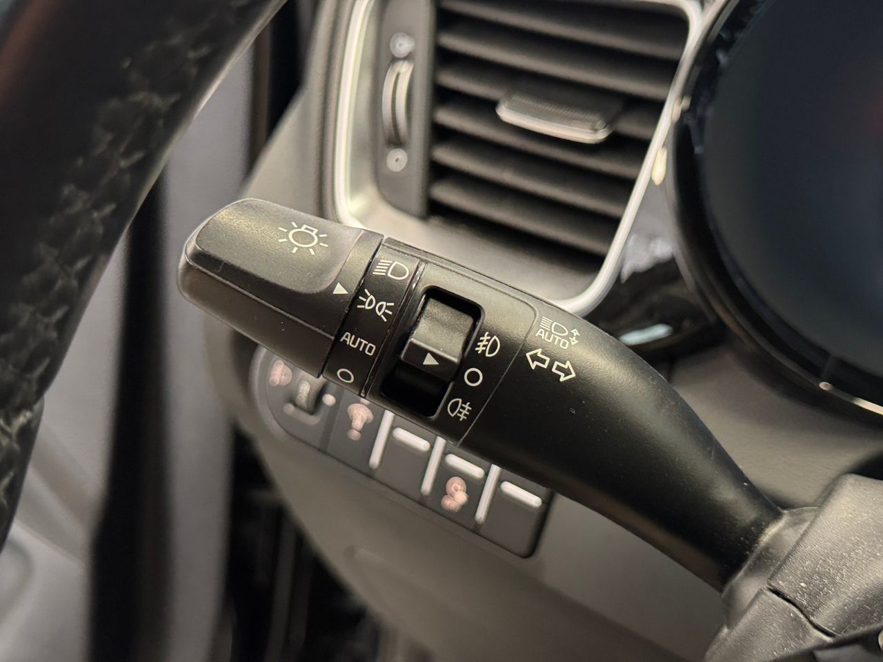 Kia Ceed E-TECH PHEV  miniatura 19