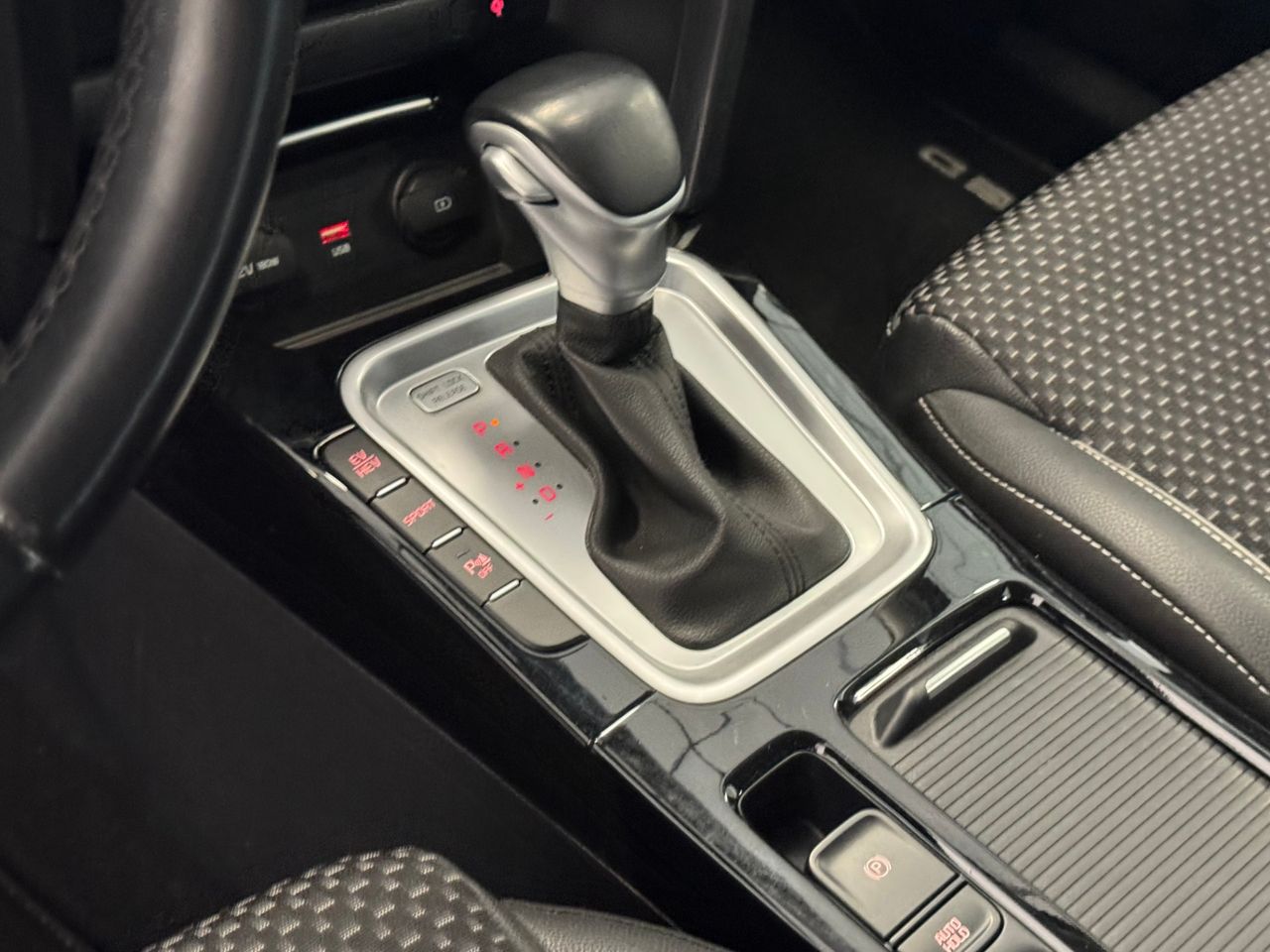 Kia Ceed E-TECH PHEV  miniatura 25