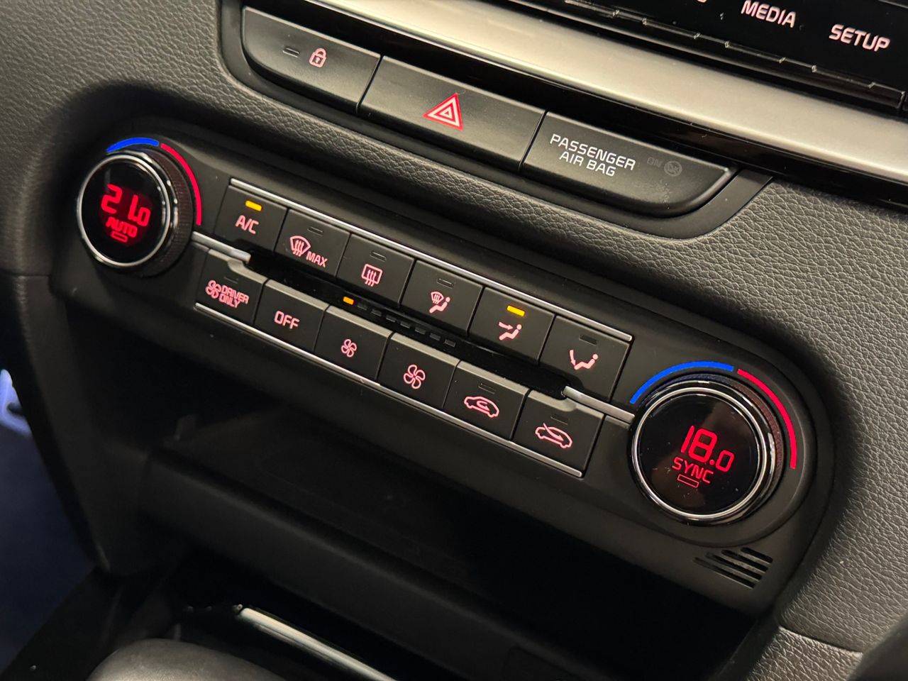 Kia Ceed E-TECH PHEV  miniatura 30