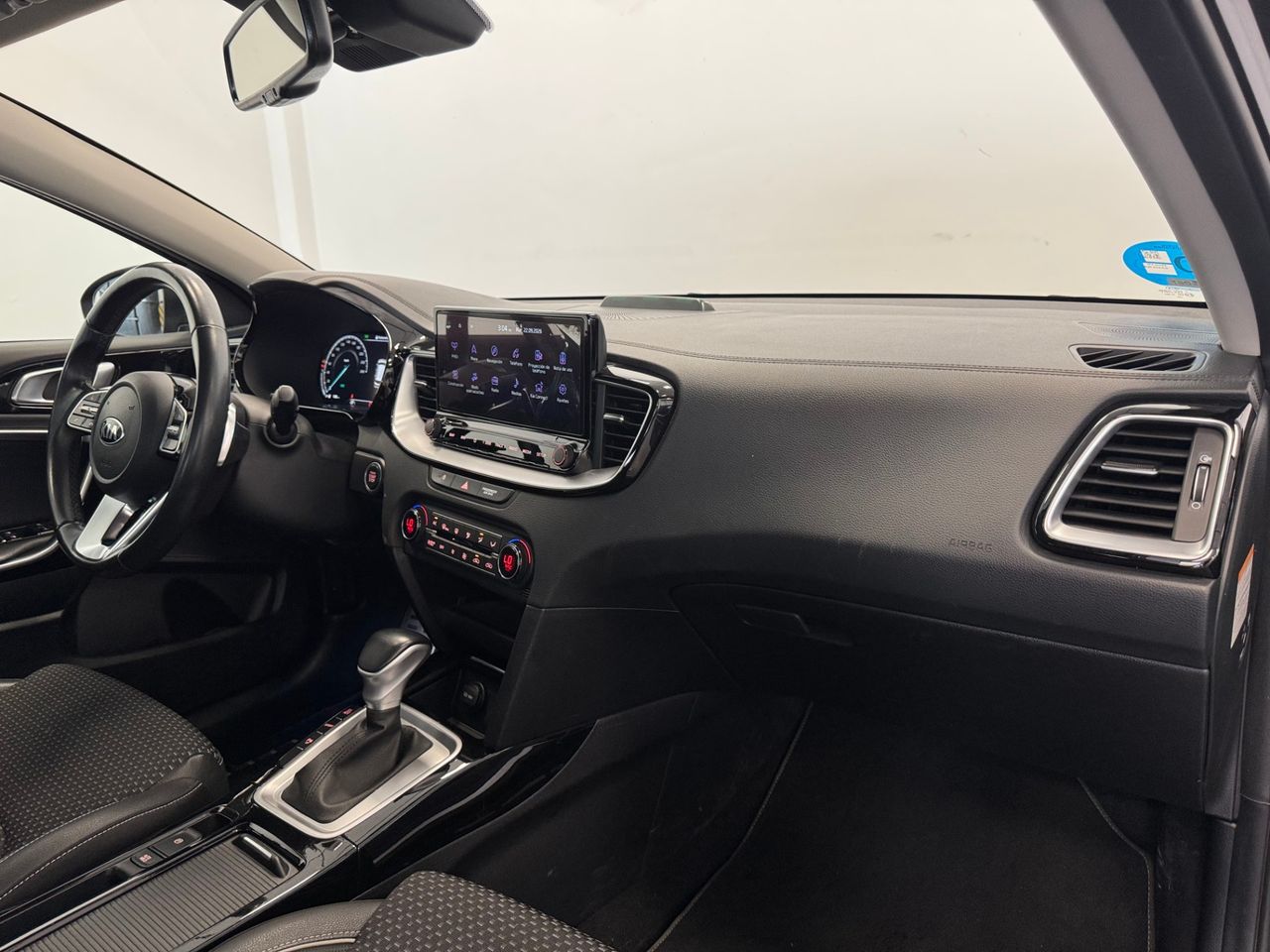 Kia Ceed E-TECH PHEV  foto 13