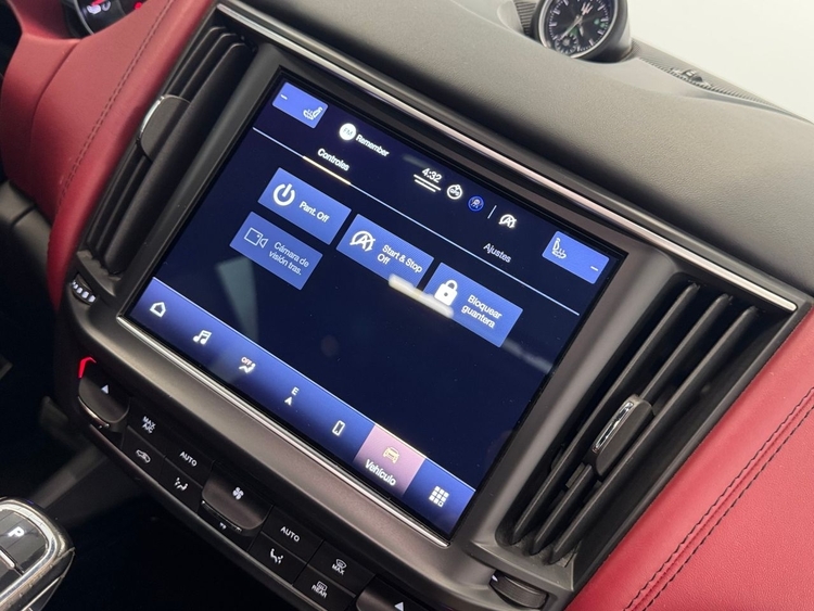 Maserati Levante GT AUTO 4WD foto 35