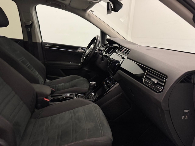 Volkswagen Touran SPORT TDI DSG foto 22