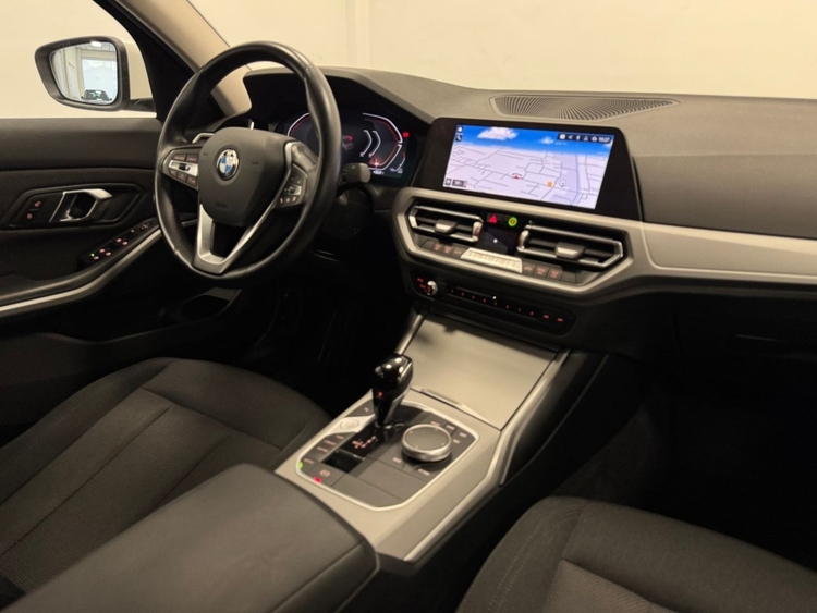 BMW Serie 3 SERIE 3 AUTO foto 12