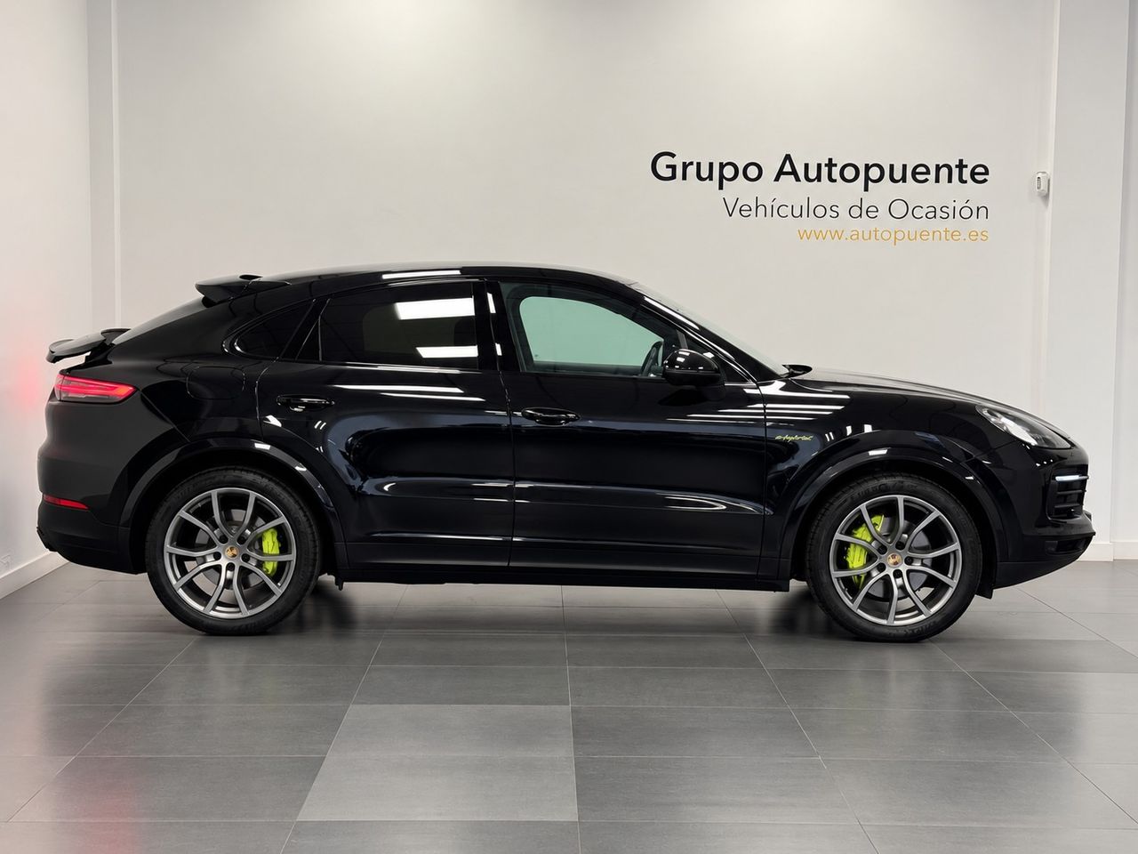 Porsche Cayenne CAYENNE COUPE E-HYBRID  foto 3