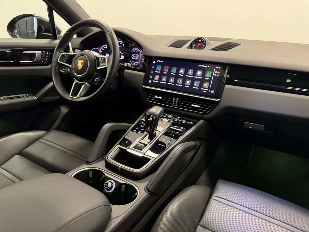 Porsche Cayenne CAYENNE COUPE E-HYBRID  foto 12