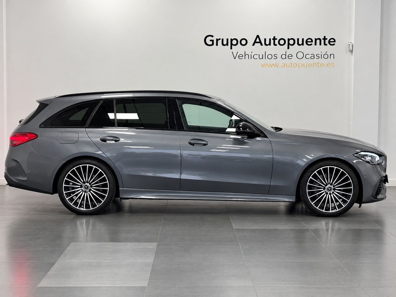 Mercedes Clase C AMG 220D 4MATIC miniatura 3