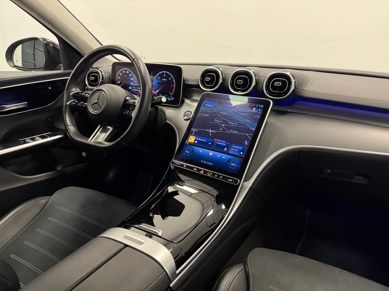 Mercedes Clase C AMG 220D 4MATIC miniatura 12