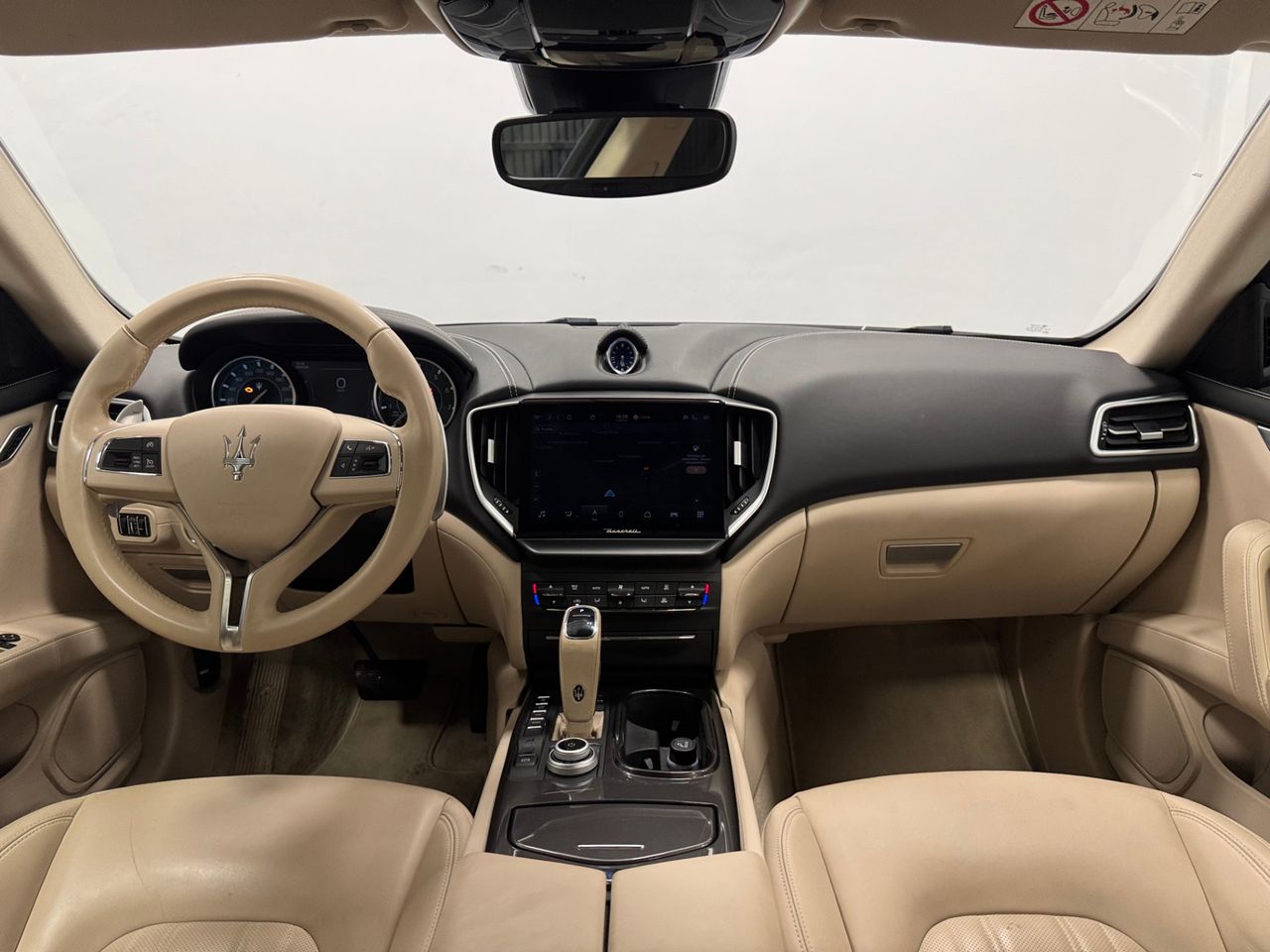 Maserati Ghibli GT L4 330CV  miniatura 10
