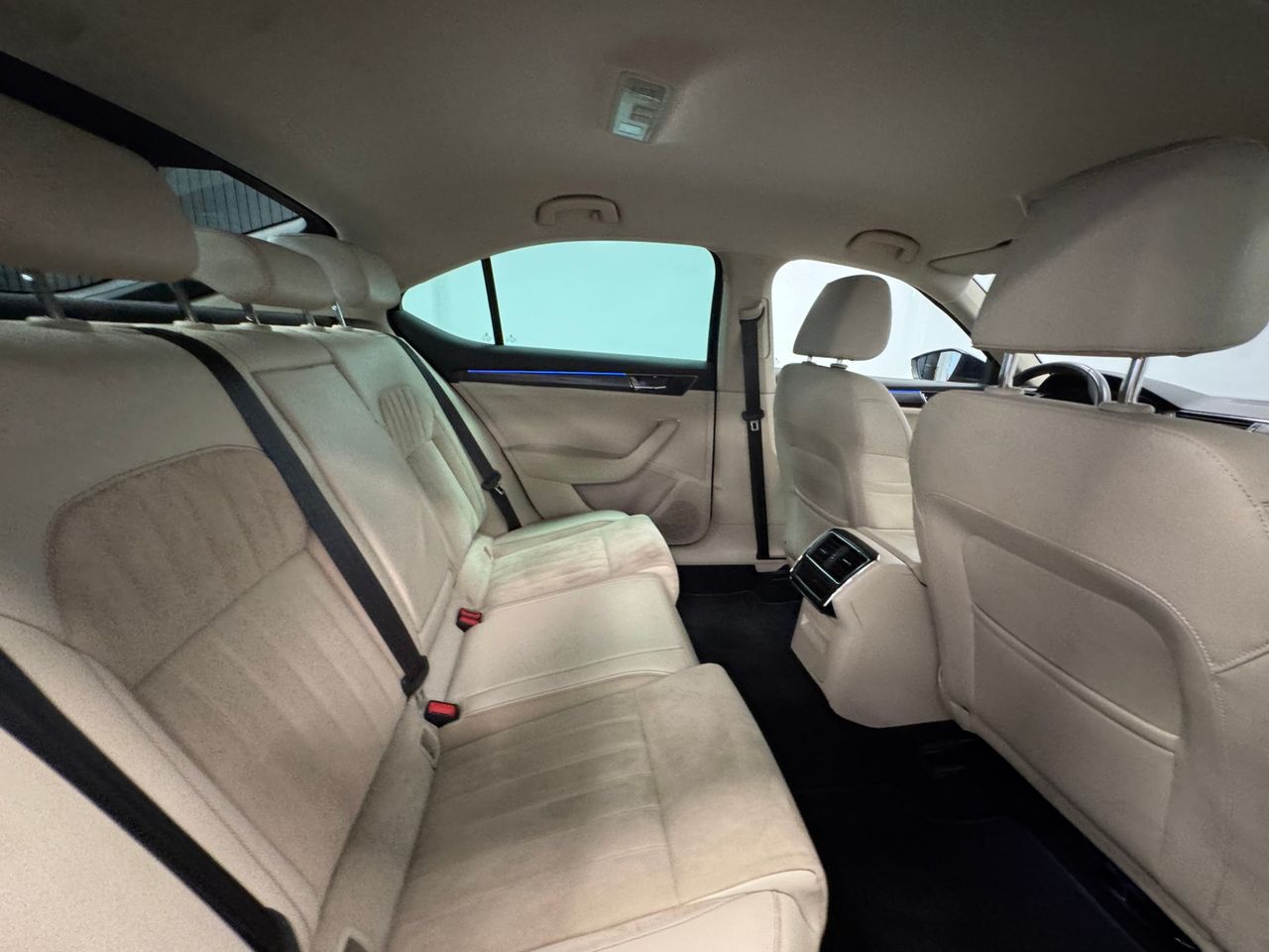 Skoda Superb STYLE PLUS  miniatura 31