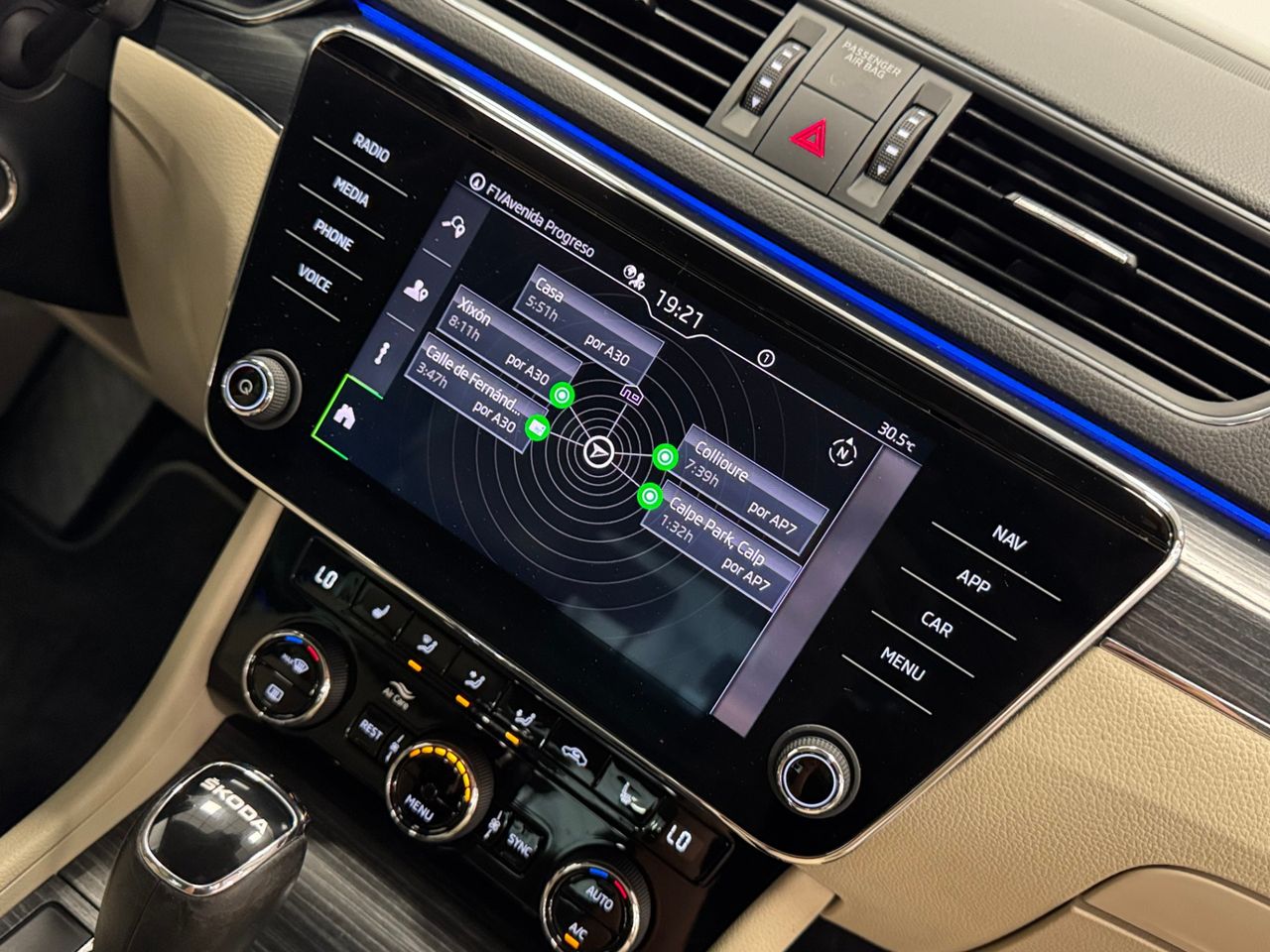 Skoda Superb STYLE PLUS  foto 24