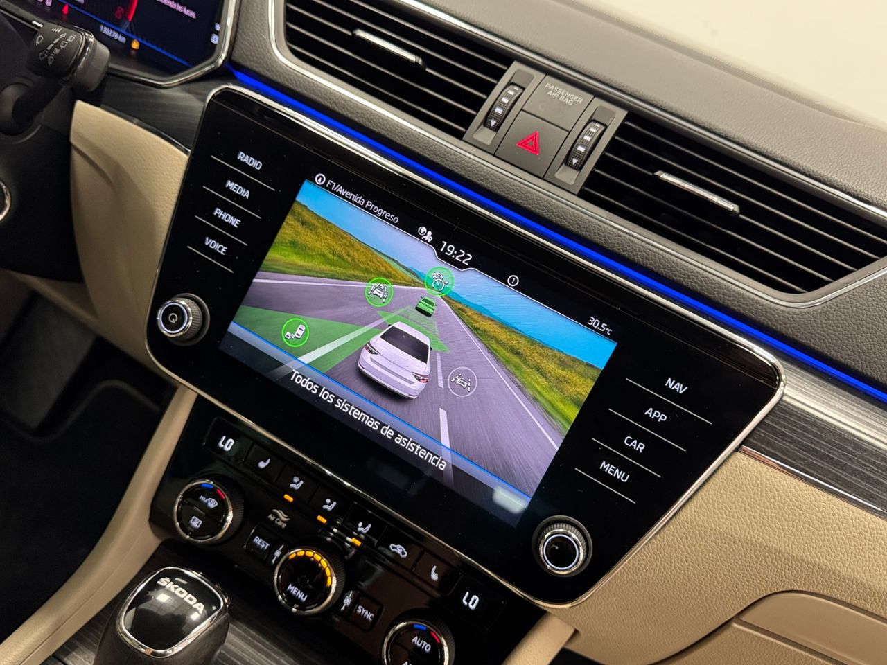 Skoda Superb STYLE PLUS  foto 26