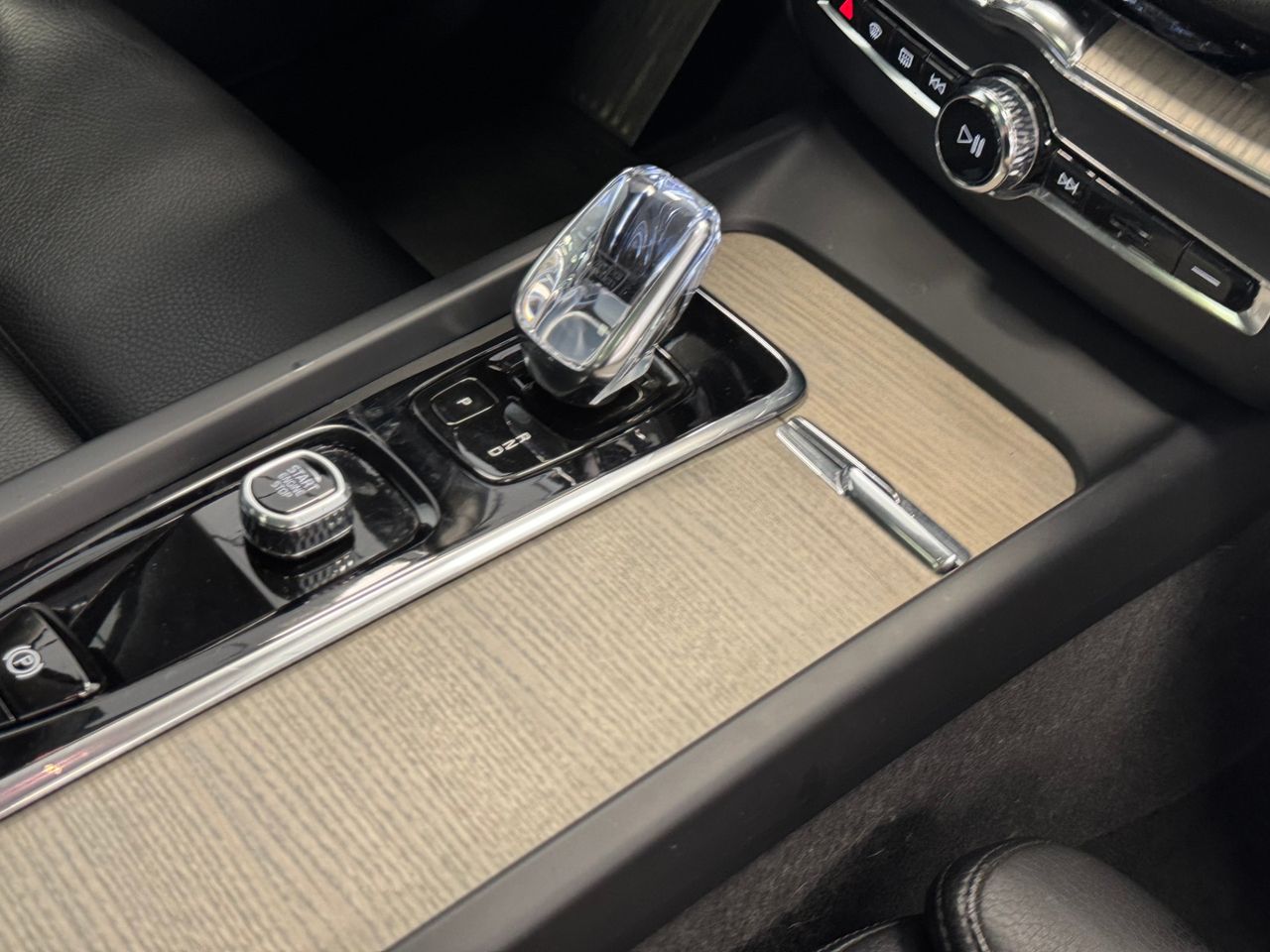 Volvo XC60 T6 AWD RECHARGE INSCRIPTION AUTO miniatura 29