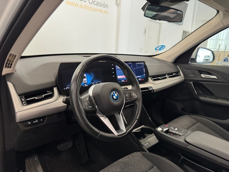 BMW X1 25E XDRIVE foto 8