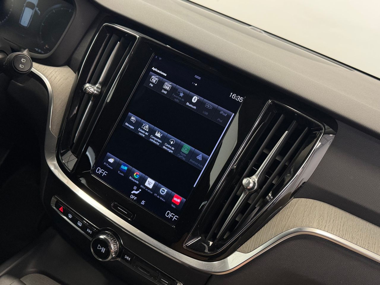 Volvo V60 Cross Country  2.0 B4 D PRO AUTO miniatura 31