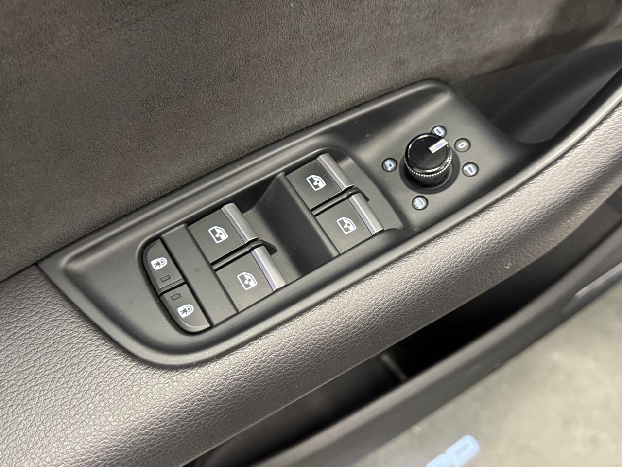 Audi Q8 55TFSI QUATTRO miniatura 15